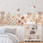 Pastelowe Love Flowers boho bloemen behang voor meisjeskamer en babykamer bruin terra