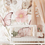 Pastelowe Love Butterflies bloemen en vlinders behang voor meisjeskamer en babykamer 
