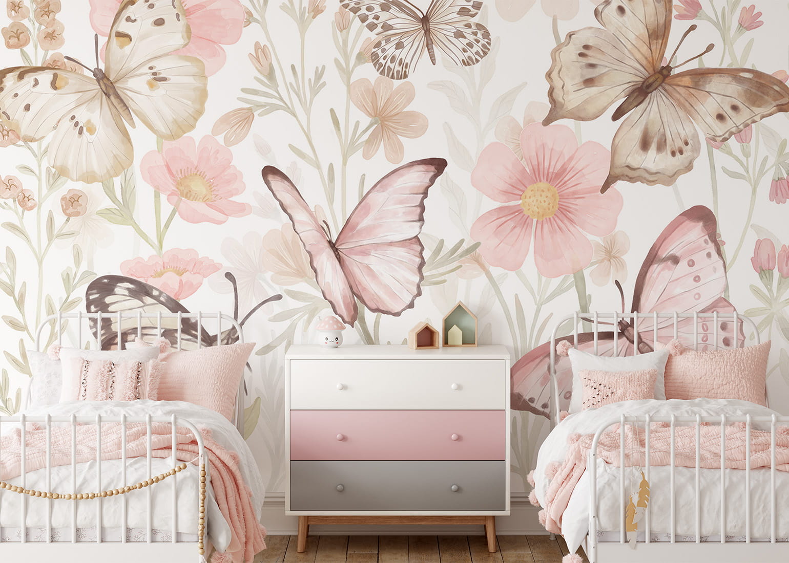 Pastelowe Love Butterflies bloemen en vlinders behang voor meisjeskamer en babykamer 