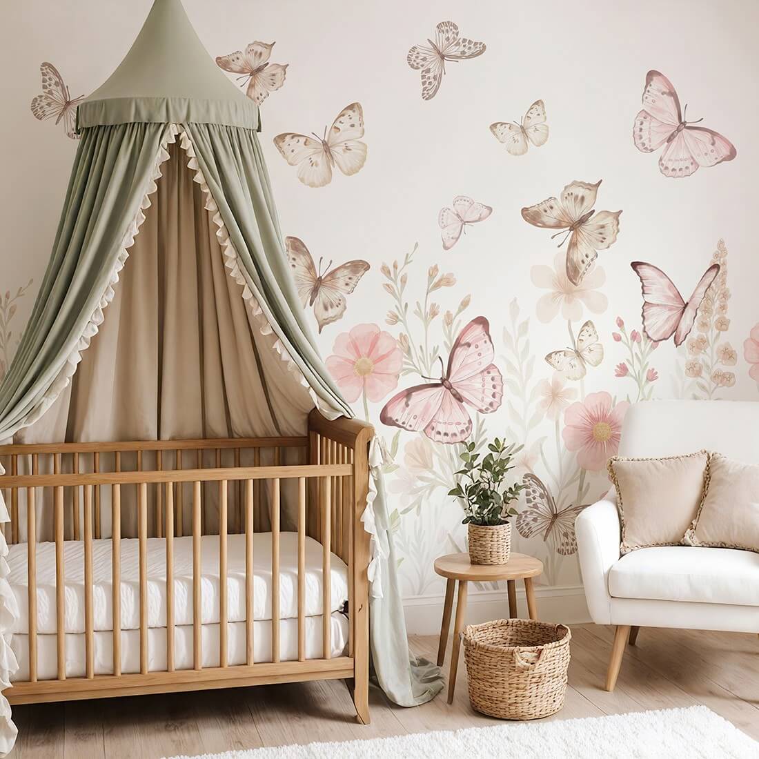 Pastelowe Love Butterflies bloemen en vlinders behang voor meisjeskamer en babykamer 