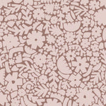 Meet me at the Wall bloemen behang voor meisjeskamer babykamer of tienerkamer in de kleur warm taupe en off white.