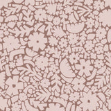 Meet me at the Wall bloemen behang voor meisjeskamer babykamer of tienerkamer in de kleur warm taupe en off white.
