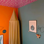 Play at Slaep Moon Pinkpop roze  manen behang voor de babykamer of meisjeskamer.
