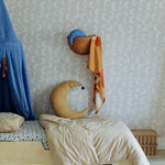 Meet me at the Wall Moon manen behang voor de kinderkamer sand zand beige