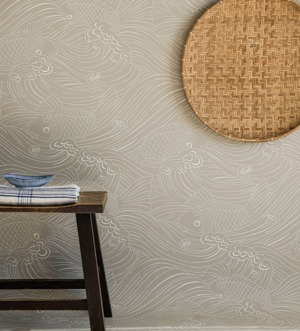 Plenty more fish behang voor de kinderkamer met vissen van langelid von bromssen oyster beige