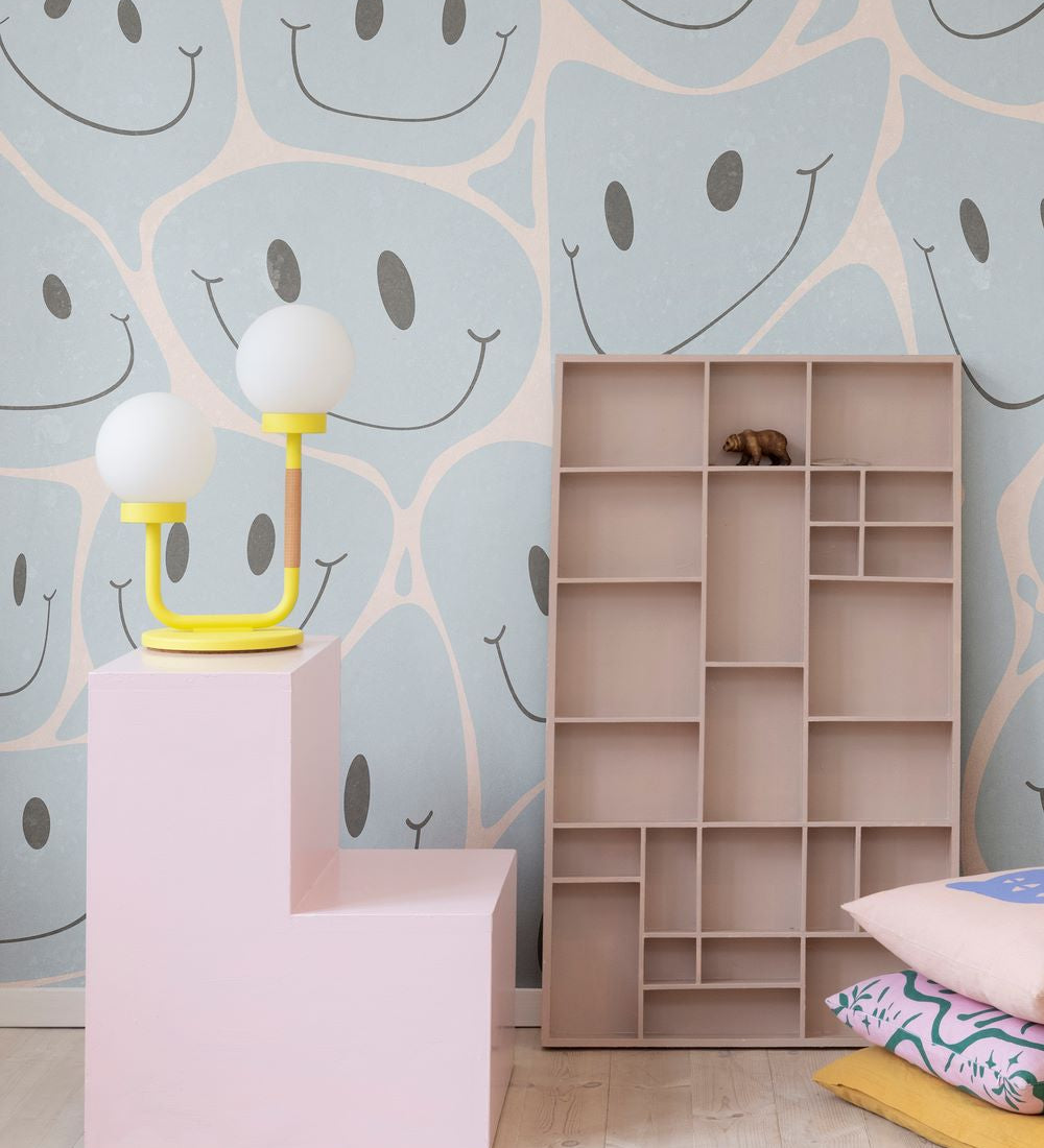 Rebel Walls behang kinderkamer kidsroom wallpaper smiley lichtblauw light blue