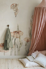 Rebel Walls x Mrs. Mighetto Bloomy Fields of Marion Off white dromerig behang voor meisjeskamer en babykamer R20401