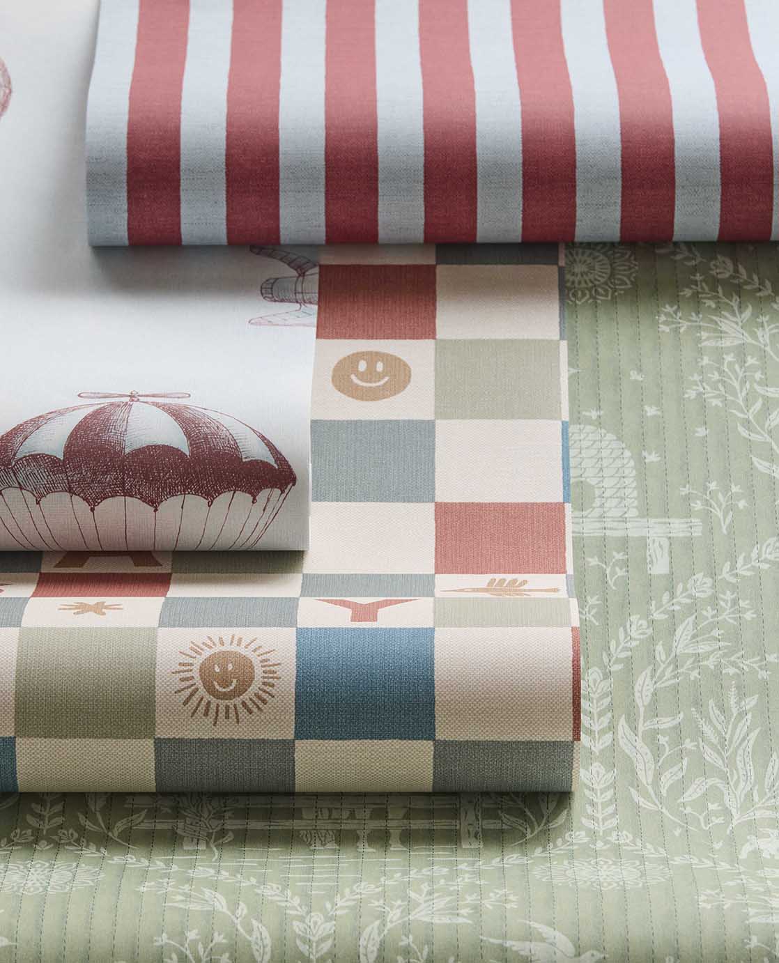 Dieren behang voor de kinderkamer van Eijffinger uit de Tiny Treasures collectie 363134 groen