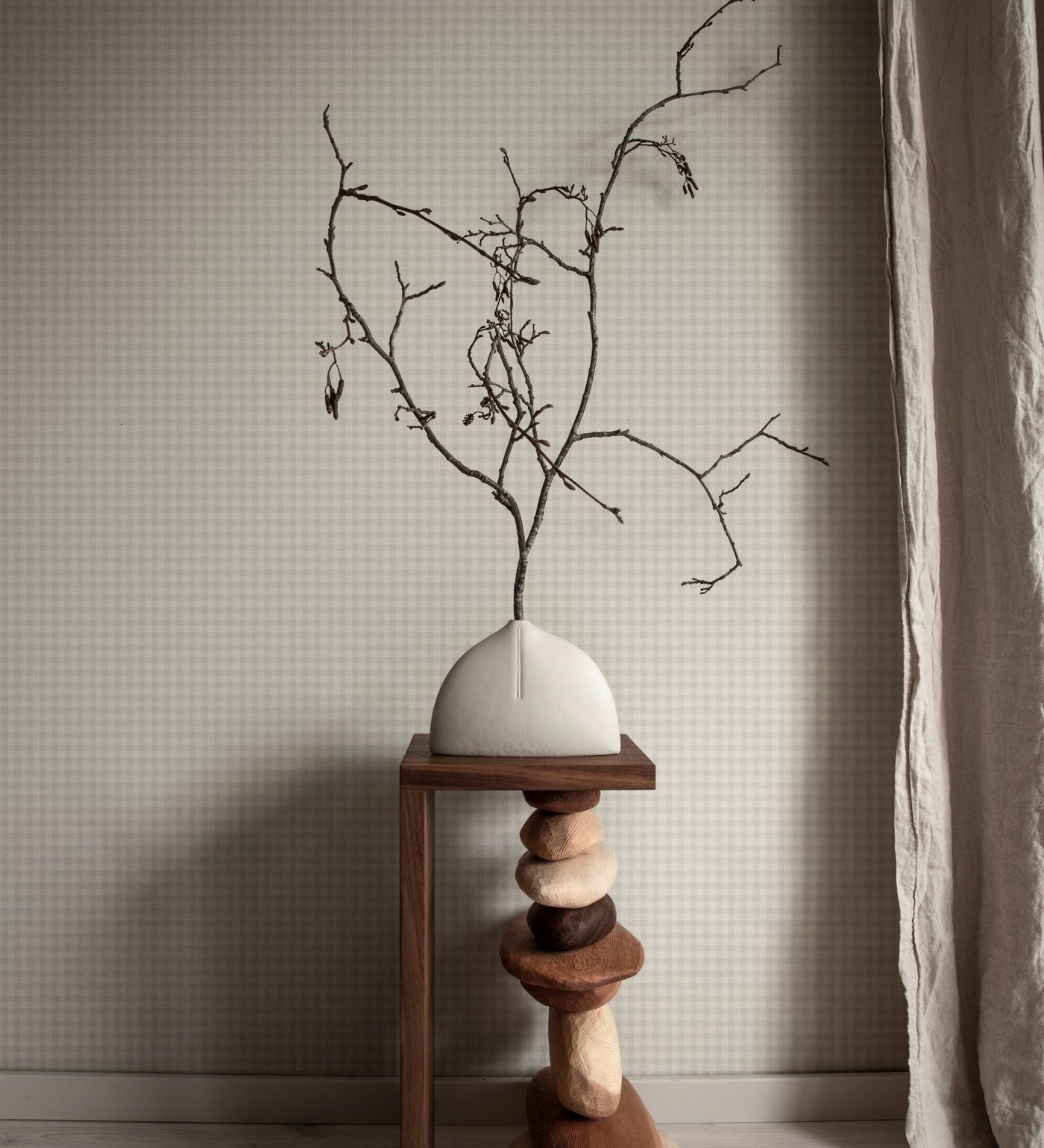 Ruitjes behang voor babykamer meisjeskamer jongenskamer tienerkamer klein gingham ruit garden green lichtgroen Ruta Sandberg S10318