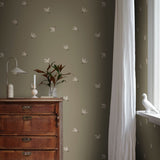 Vogels behang Frida van Sandberg kinderkamer babykamer meisjeskamer neutrale kinderkamer olijfgroen S10626