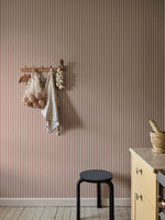 Sandberg strepen behang Estelle burgundy bordeaux rood jongenskamer meisjeskamer babykamer neutrale kinderkamer S10629