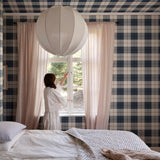 Schotse ruit behang voor kinderkamer, jongenskamer Ranold Sandberg classic blue donkerblauw S11018