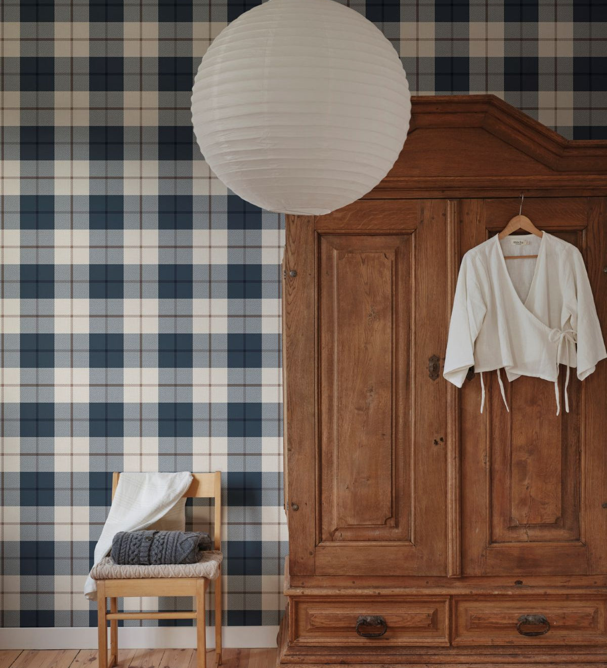 Schotse ruit behang voor kinderkamer, jongenskamer Ranold Sandberg classic blue donkerblauw S11018