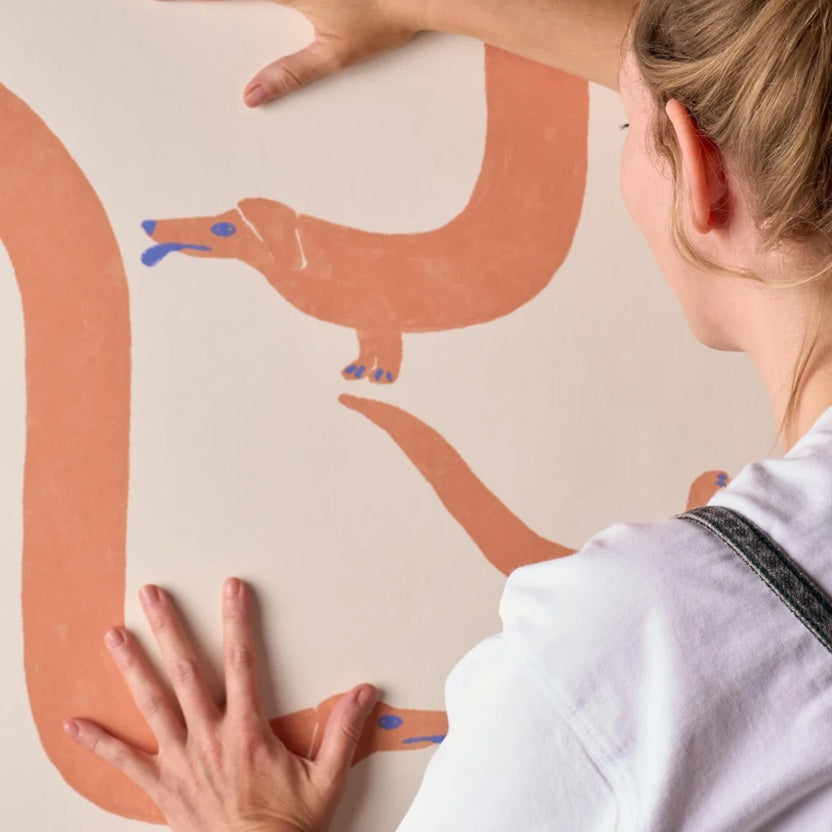 Season Paper Acrobatic teckels honden behang voor de kinderkamer offwhite