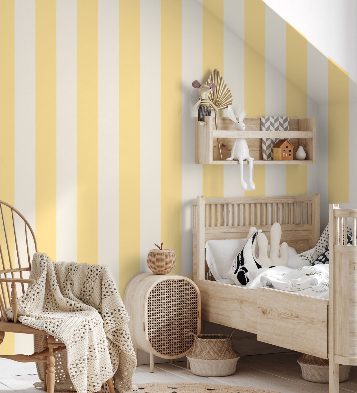 Papr Walls strepen behang voor de babykamer kinderkamer lichtgeel geel botergeel brede streep