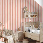 Strepen behang voor de kinderkamer meisjeskamer babykamer koraal Papr Walls
