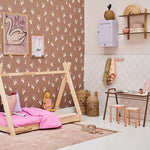Studio Pieni bruin behang voor de meisjeskamer en babykamer met peren Pim