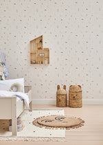 Studio Pieni behang voor de kinderkamer Izak kersjes beige blauw