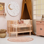 Studio Pieni behang voor de kinderkamer Saar besjes beige