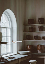 Summer Gray French gestreept behang voor de kinderkamer meisjeskamer babykamer roze wit 