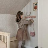 Strepen behang voor de kinderkamer babykamer jongenskamer meisjeskamer neutrale kinderkamer Summer Gray French Beige