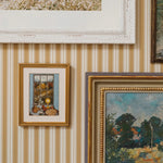 Summer Gray Niton gestreept behang voor de kinderkamer neutrale kinderkamer meisjeskamer jongenskamer babykamer marigold warm geel