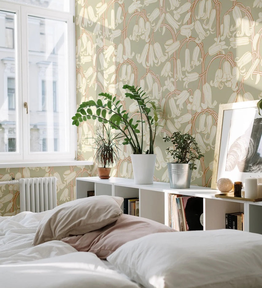 Summer Gray Bluebells green behang voor de meisjeskamer en babykamer lichtgroen