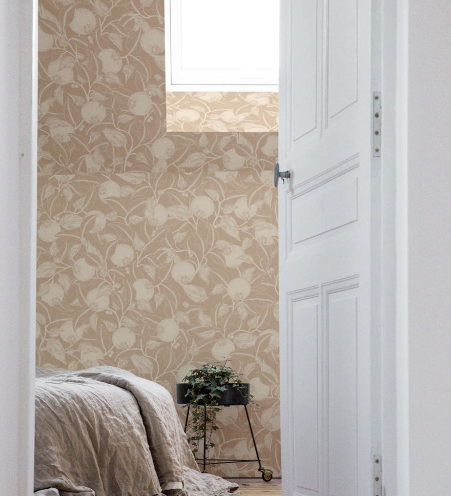 Summer Gray pomegranate granaatappel behang voor de kinderkamer en babykamer Dusty peach lichtroze