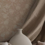 Summer Gray pomegranate granaatappel behang voor de kinderkamer en babykamer Dusty peach lichtroze
