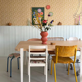 Summer Gray Doris bloemen behang voor de kinderkamer en babykamer mustard okergeel