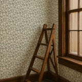 Summer Gray bloemen behang voor de kinderkamer folia laurel green groen