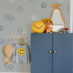 Smiley behang smiley confetti volpracht jongenskamer blauw