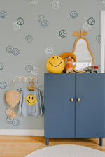 Smiley behang smiley confetti volpracht jongenskamer blauw