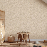 Volpracht bloemen behang voor meisjeskamer en babykamer bloesem beige
