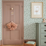 Volpracht bloemen behang voor meisjeskamer en babykamer bloesem groen
