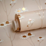 Studio Ditte behang kinderkamer bloemen behang kamille poederroze met goud