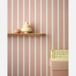 Strepen behang voor kinderkamer lintjes behang studio ditte meisjeskamer babykamer blush roze