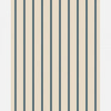 Studio Ditte Lintjes strepen behang voor de kinderkamer en babykamer denim blauw op creme