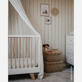 Studio Ditte Lintjes behang strepen behang kinderkamer golven creme met gouden strepen meisjeskamer babykamer