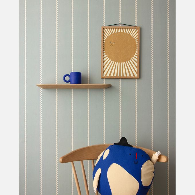 Studio Ditte Lintjes behang strepen behang kinderkamer golven mistblauw