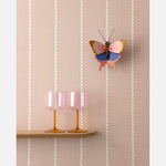 Studio Ditte Lintjes behang strepen behang kinderkamer golven oudroze