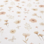Pastelowe Love Flowers Meadow bloemenbehang voor meisjeskamer en babykamer wit roze groen 