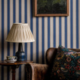 Langelid von Bromssen jagged stripe strepen behang voor de kinderkamer denim blauw