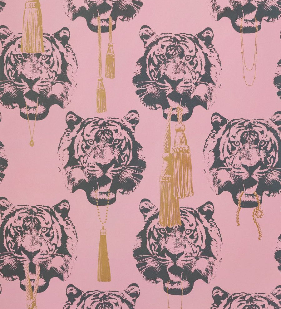 Studio Lisa Bengtsson behang voor de kinderkamer tienerkamer Coco Tiger tijgerbehang roze