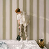 Strepen behang kinderkamer jongenskamer babykamer mosgroen groen