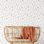Pastelowe Love Wildflowers bloemenbehang voor meisjeskamer wit roze groen 
