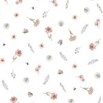 Pastelowe Love Wildflowers bloemenbehang voor meisjeskamer wit roze groen 