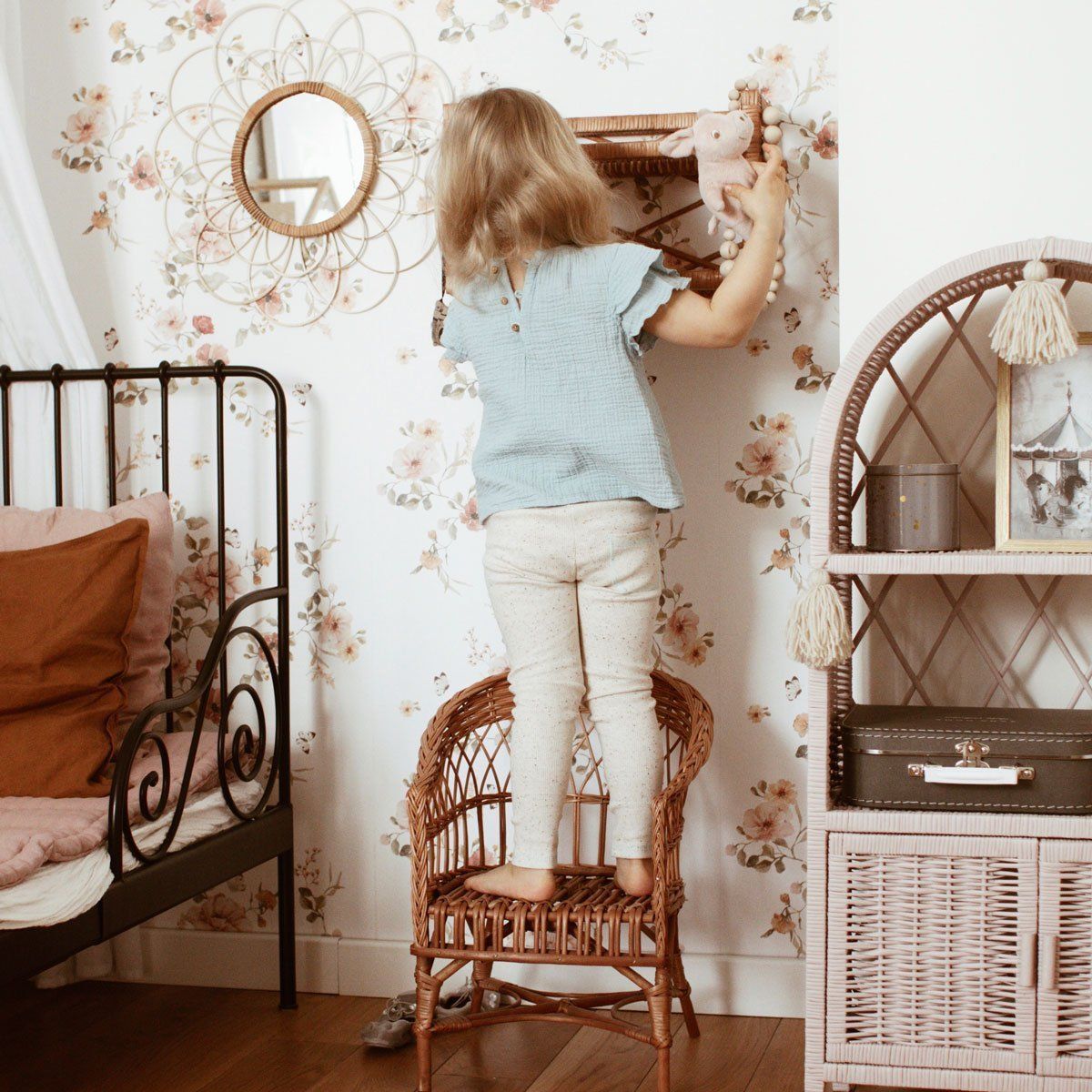 Dekornik Floral Vintage Bloemenbehang meisjeskamer