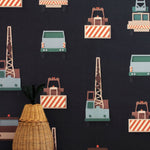 Studio Ditte behang voor de kinderkamer kraanwagens donker