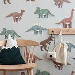 Studio Ditte Dino behang jongenskamer lichtgrijs